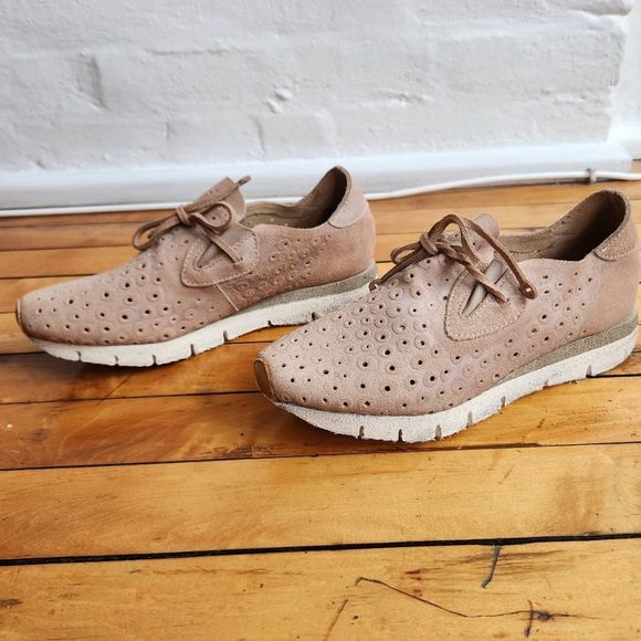 OBTB Lunar leather shoes salmon pink women's US size 8.5 perforated lace up - Picture 1 of 9